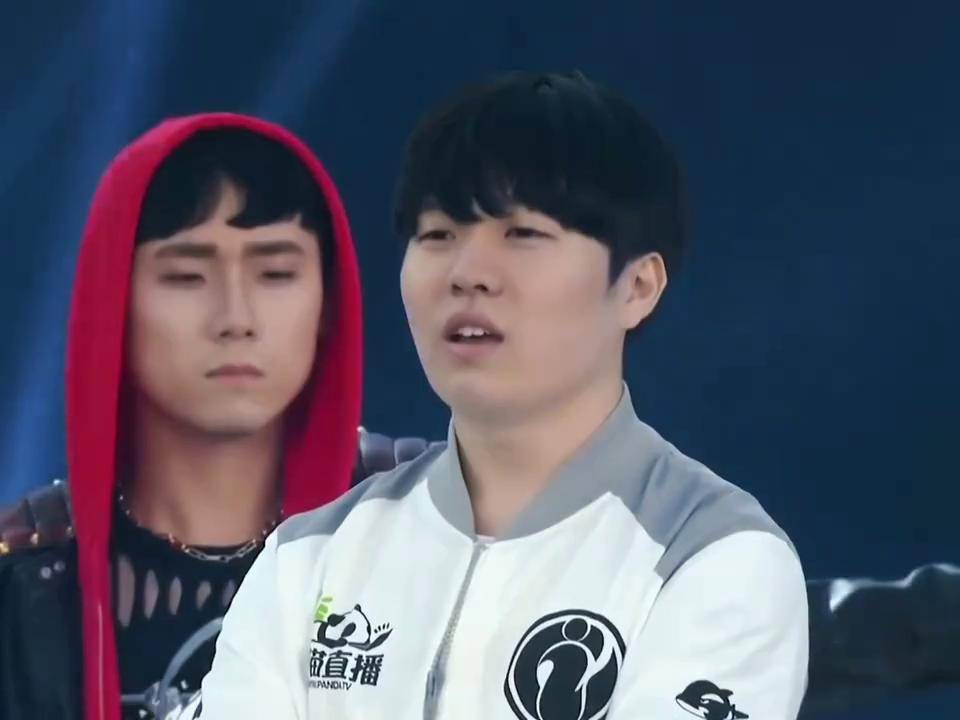 hth app-Rookie重要时刻表现优异，IG带队取胜！赢得满堂喝彩-hth app