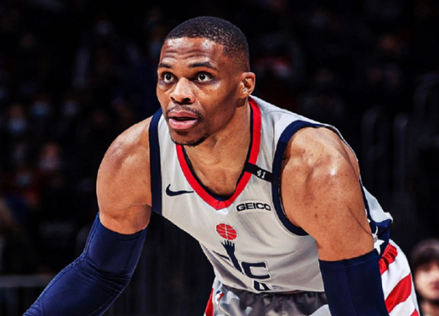 hth sports-关于里程碑夜!北京首钢门线救险;NBA总决赛国际比赛日刷纪录;更衣室稳定;赛程密集仍需轮换的信息-hth sports